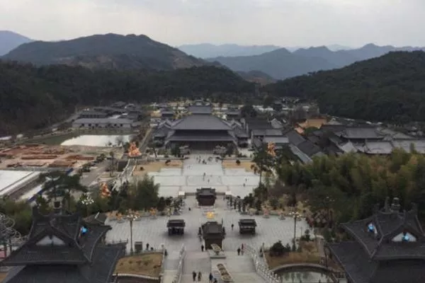 <a href='/xikoufengjingqu/' target=_blank>溪口風景區(qū)</a>一日游攻略